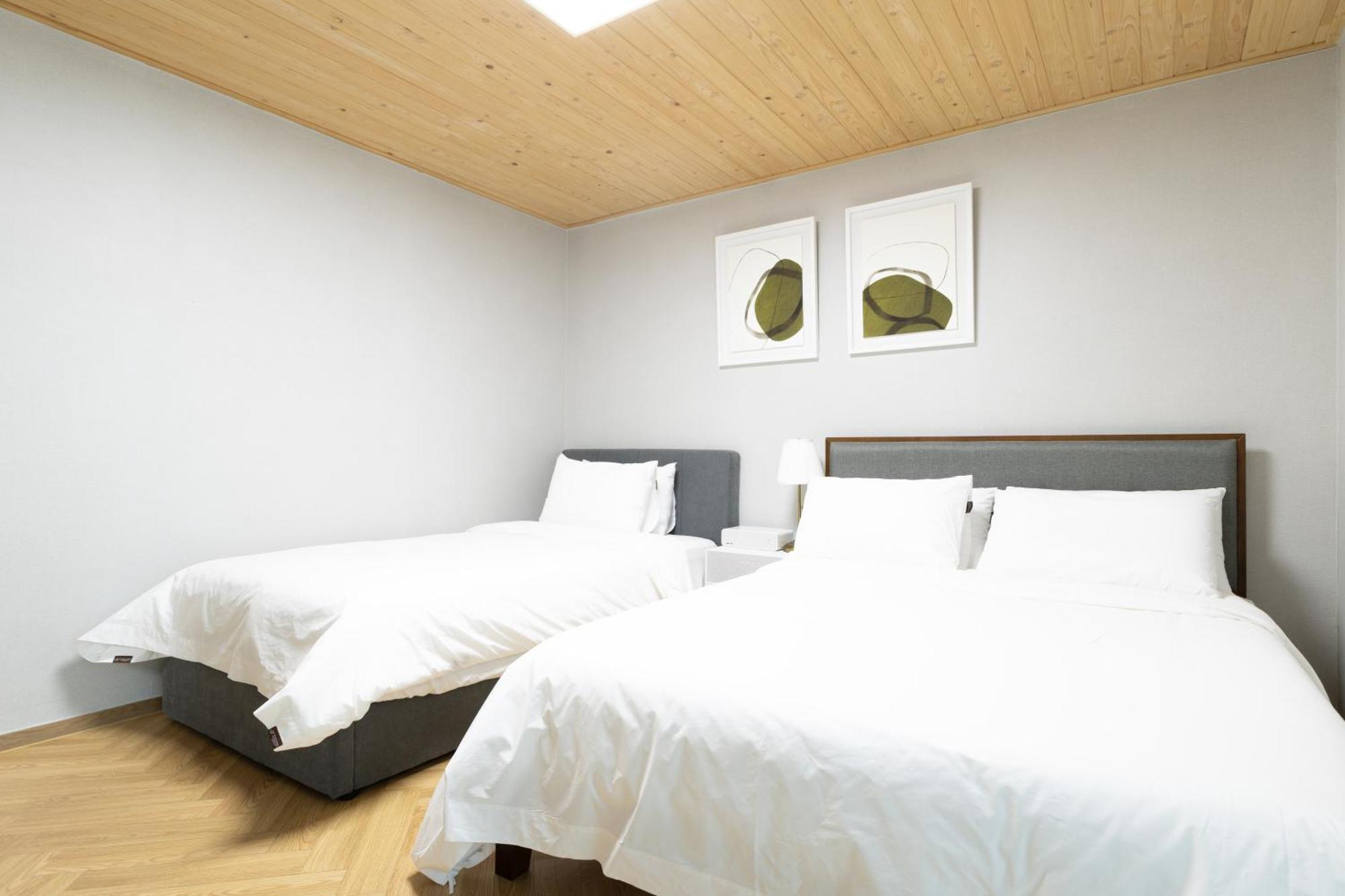 Brown Suites Busan Station Esterno foto